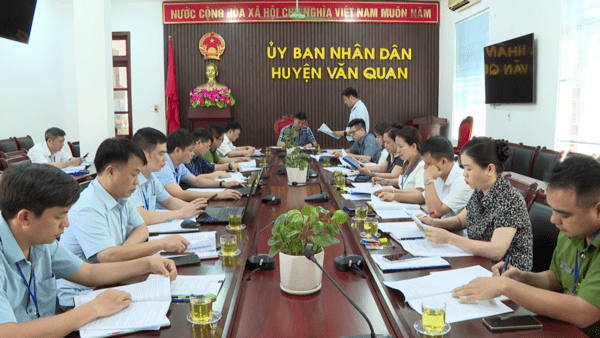Họp Ban Chỉ đạo Kỳ thi tốt nghiệp THPT năm 2025