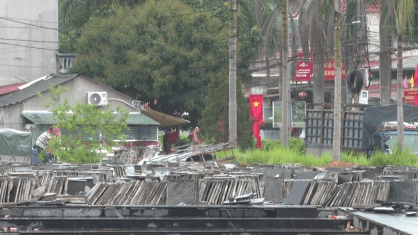 VĂN QUAN TẬP TRUNG THI CÔNG DỰ ÁN MỞ RỘNG KHUÔN VIÊN TƯỢNG ĐÀI ĐỒNG CHÍ LƯƠNG VĂN TRI