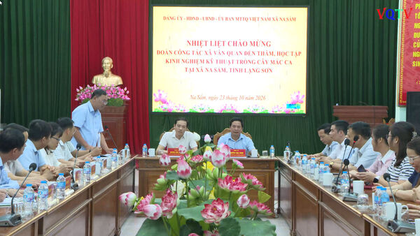 XÃ VĂN QUAN HỌC TẬP KINH NGHIỆM PHÁT TRIỂN CÂY MẮC CA GẮN VỚI CHÍNH SÁCH HỖ TRỢ SẢN XUẤT NÔNG NGHIỆP TẠI XÃ NA SẦM, TỈNH LẠNG SƠN