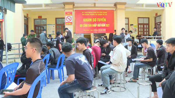 XÃ VĂN QUAN TỔ CHỨC KHÁM SƠ TUYỂN SỨC KHỎE NGHĨA VỤ QUÂN SỰ, HƯỚNG DẪN TÍCH HỢP SỔ SỨC KHỎE ĐIỆN TỬ TRÊN ỨNG DỤNG VNEID