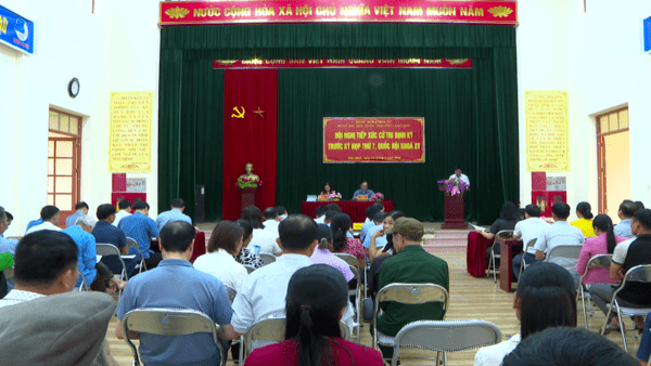 Đoàn Đại biểu Quốc hội tỉnh tiếp xúc cử tri tại xã Trấn Ninh, Liên Hội