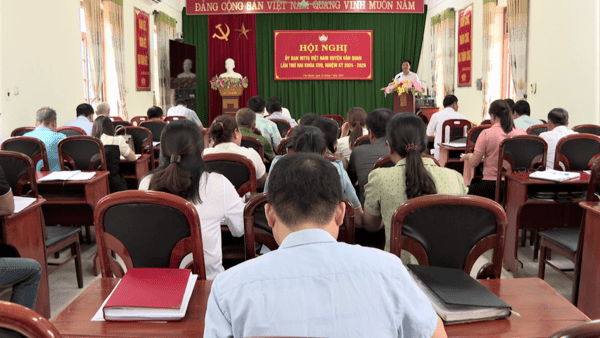 Hội nghị Ủy ban MTTQ Việt Nam huyện Văn Quan lần thứ hai khóa XVII, nhiệm kỳ 2024 - 2029
